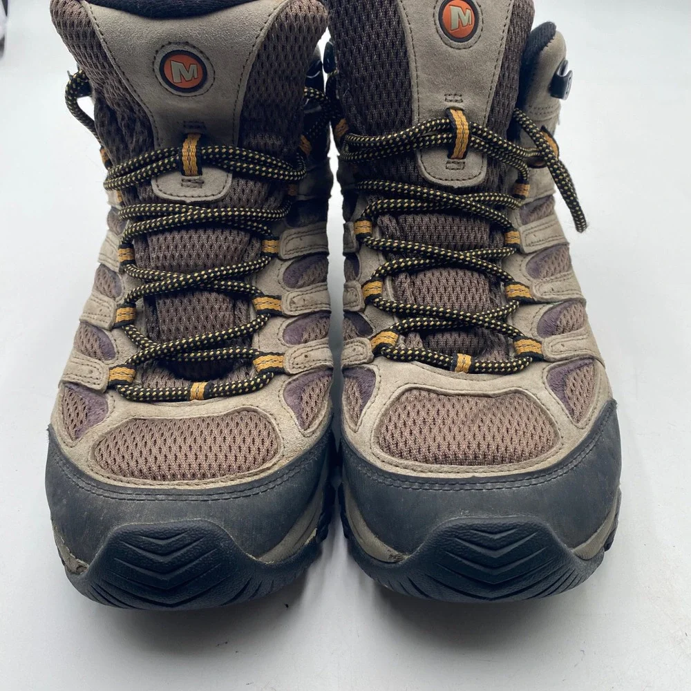 Merrell Moab 2 Mid Hiking Boots Mens 9.5 Walnut Brown Suede Vibram Trail J035869